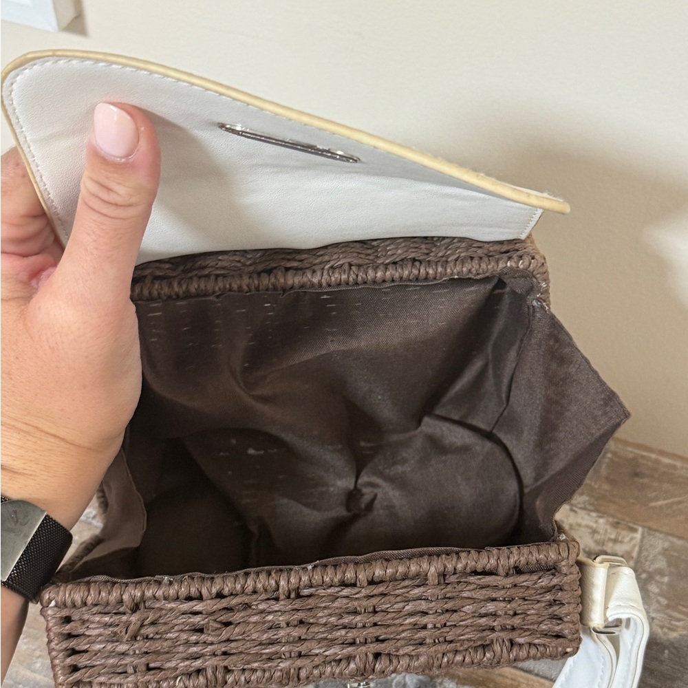 Woven Crossbody Bag - Picture 6 of 6